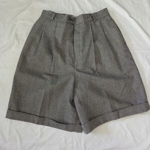 Personally yours Women's size 12 black plaid high waisted shorts #WT8